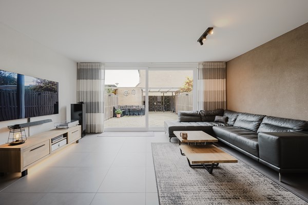 Medium property photo - Annette Versluys-Poelmanstraat 13, 3207 SJ Spijkenisse